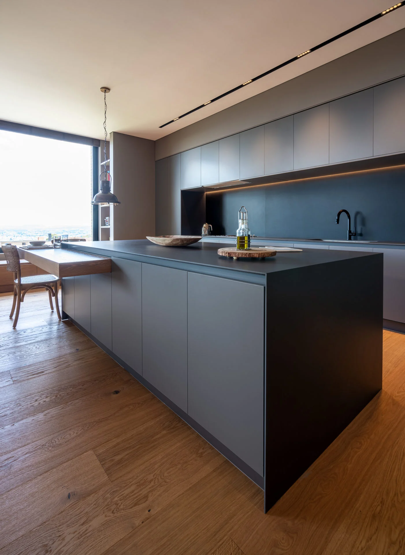 Altum Black-Porcelaine – Image 2